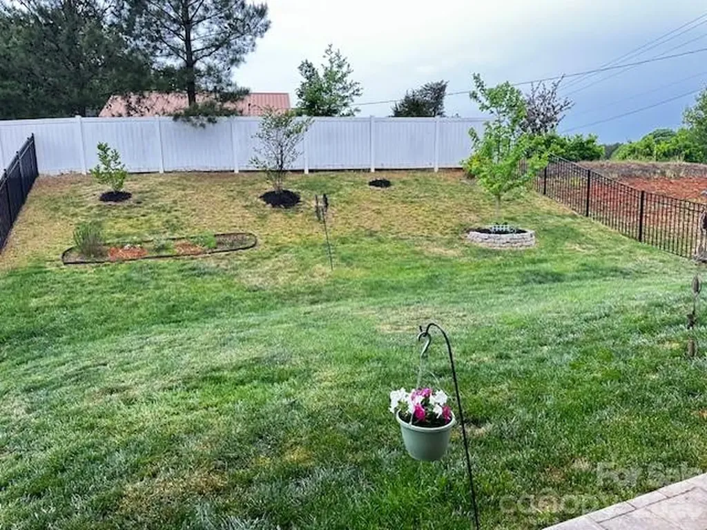 4450 Streamside Road Denver NC 28037