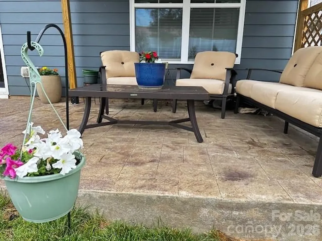 4450 Streamside Road Denver NC 28037