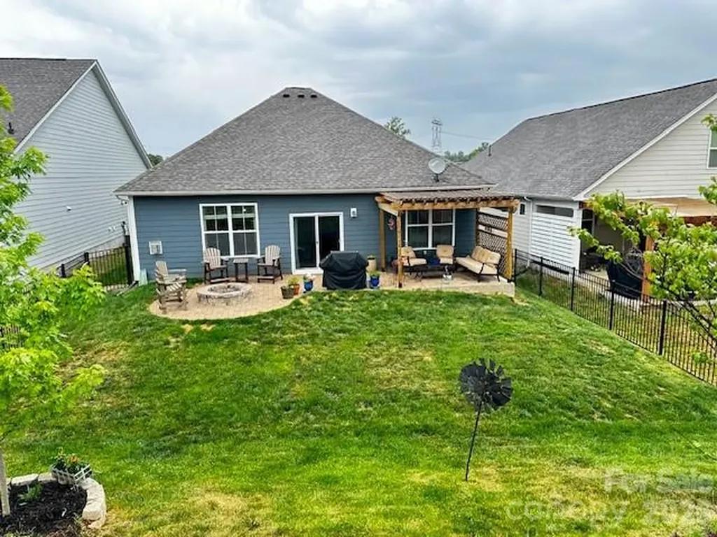4450 Streamside Road Denver NC 28037