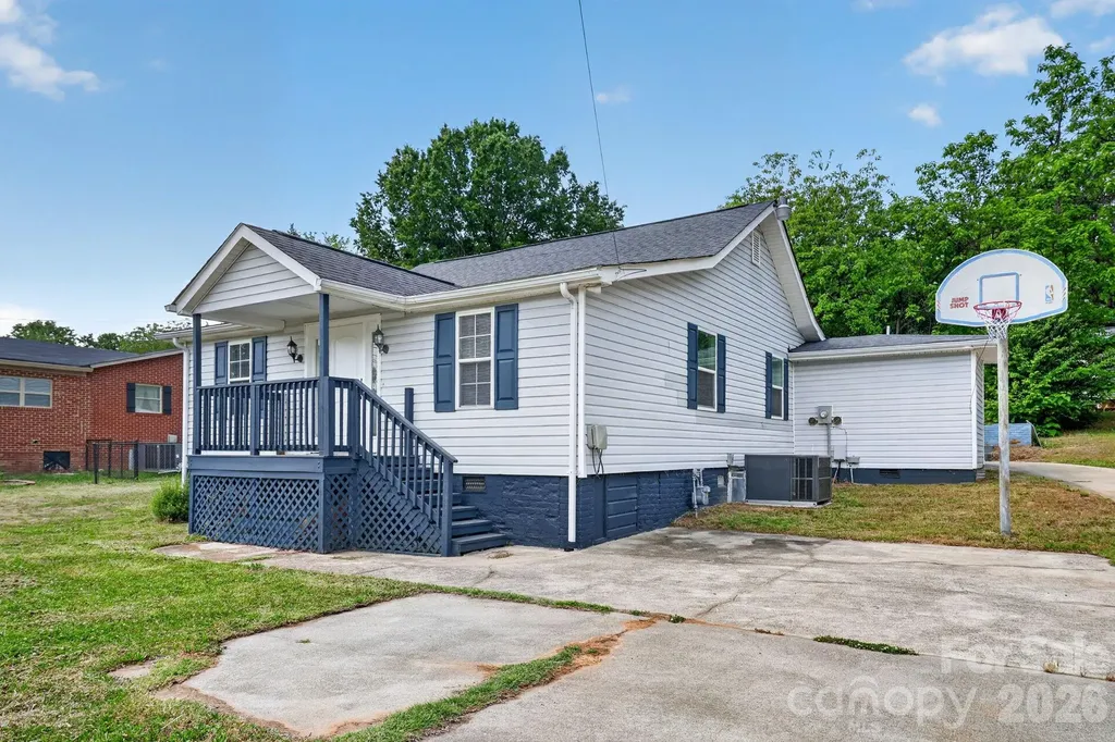 62 Roberta Road SW Concord NC 28027