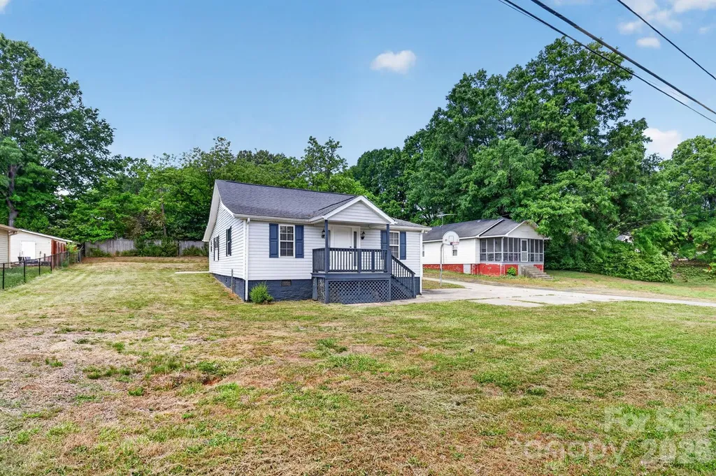 62 Roberta Road SW Concord NC 28027