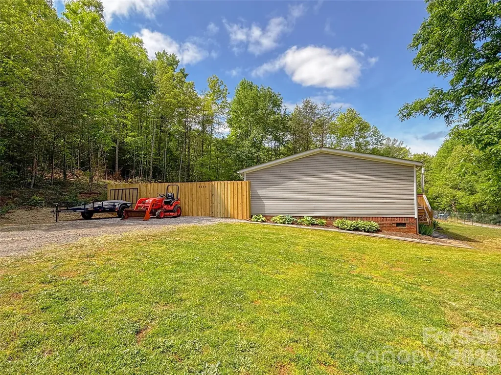 2330 West View Acres Avenue Extension Hickory NC 28601