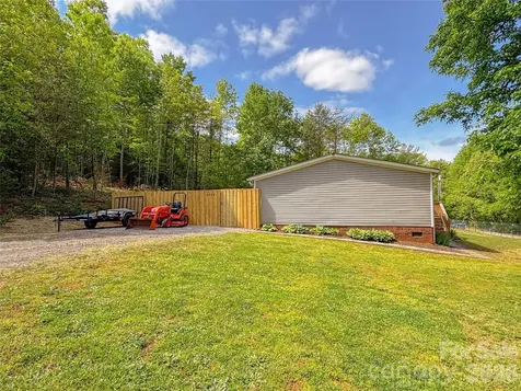 2330 West View Acres Avenue Extension Hickory NC 28601