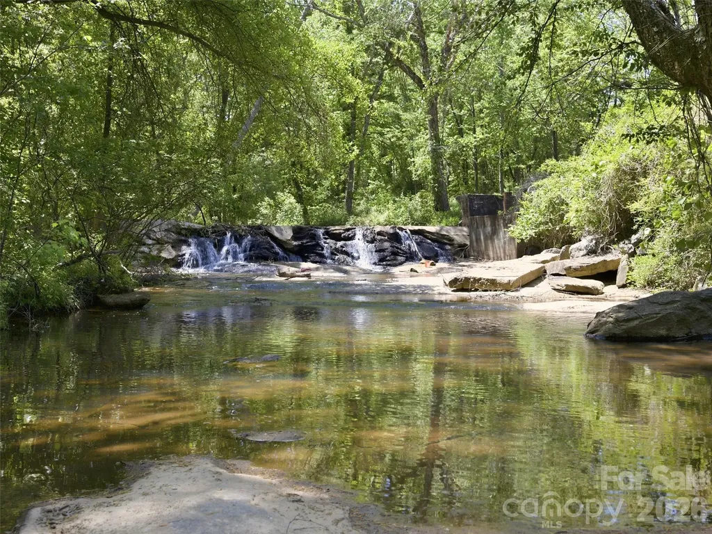 450 Washington Street Forest City NC 28043