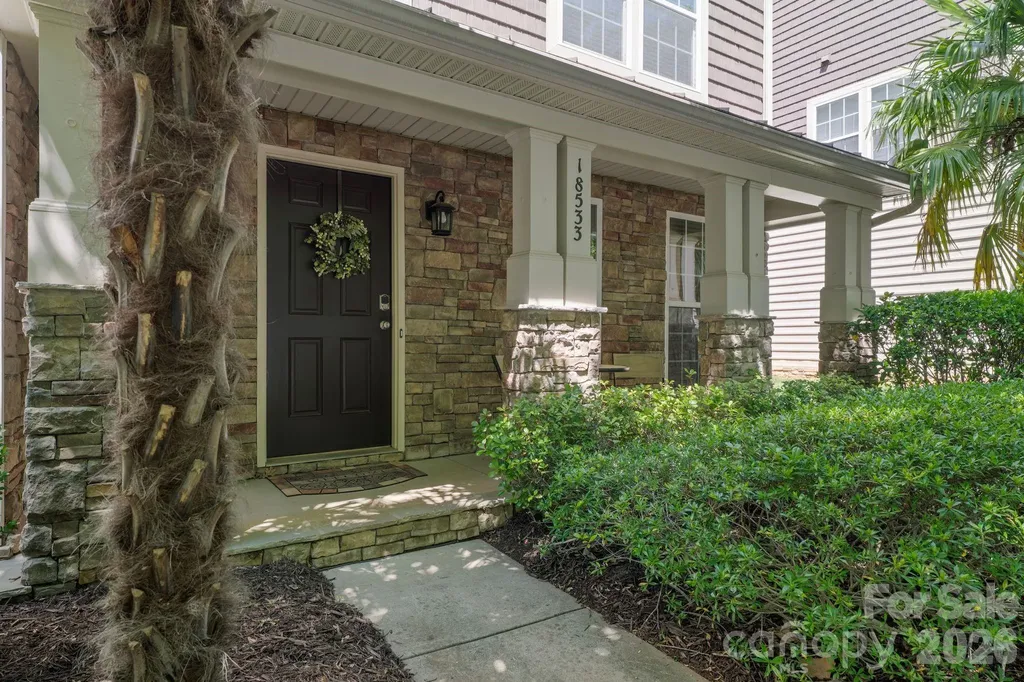 18533 The Commons Boulevard Cornelius NC 28031