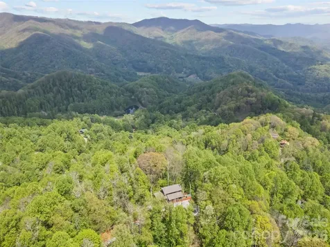 2863 Heath Peak Road Waynesville NC 28785