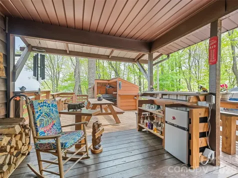 2863 Heath Peak Road Waynesville NC 28785
