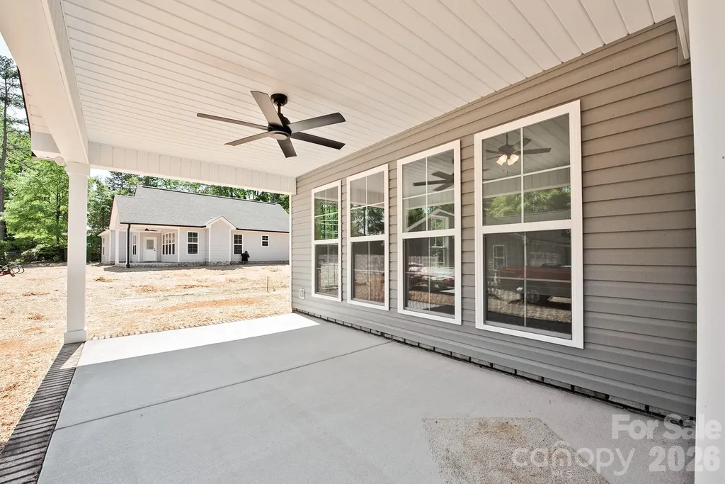 586 Wilhelm Place NE Concord NC 28025