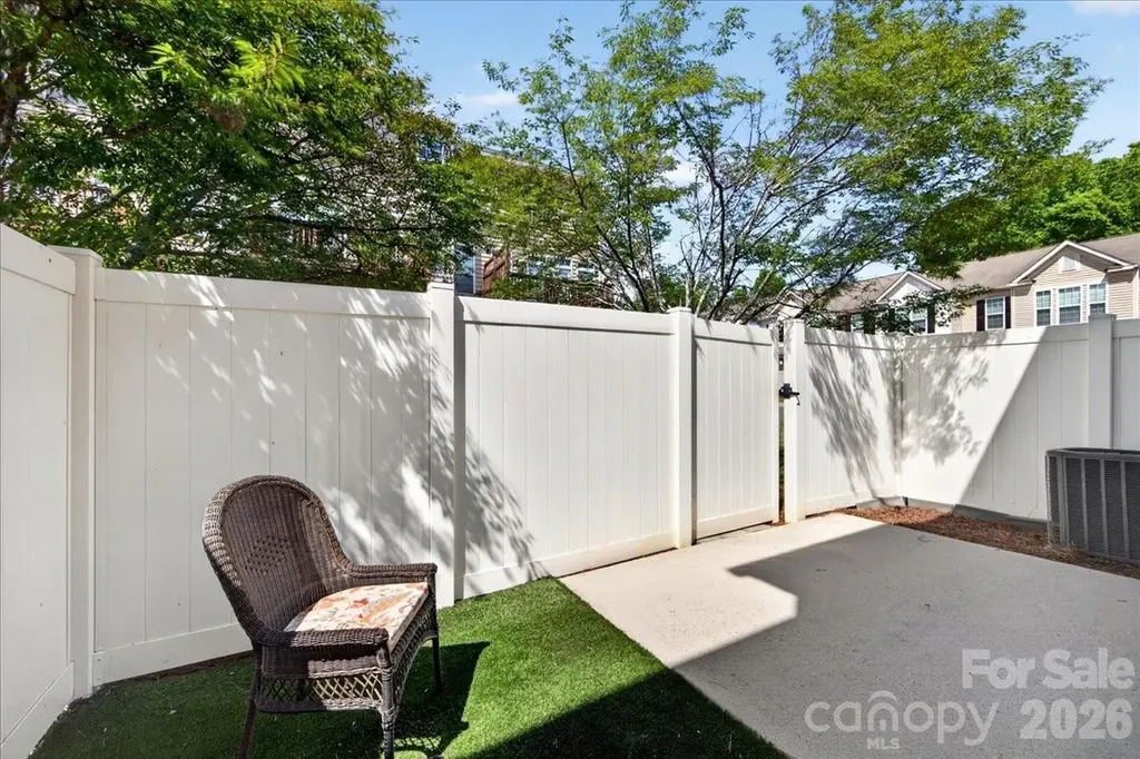 6453 Silver Star Lane Charlotte NC 28210