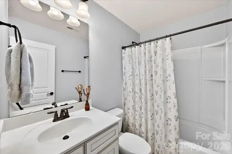 6453 Silver Star Lane Charlotte NC 28210