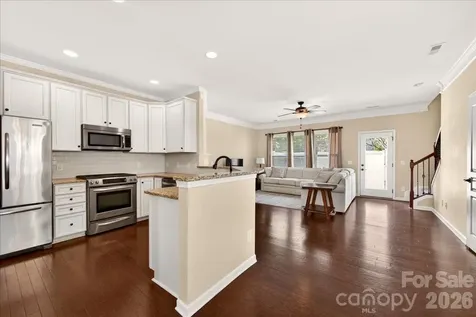 6453 Silver Star Lane Charlotte NC 28210