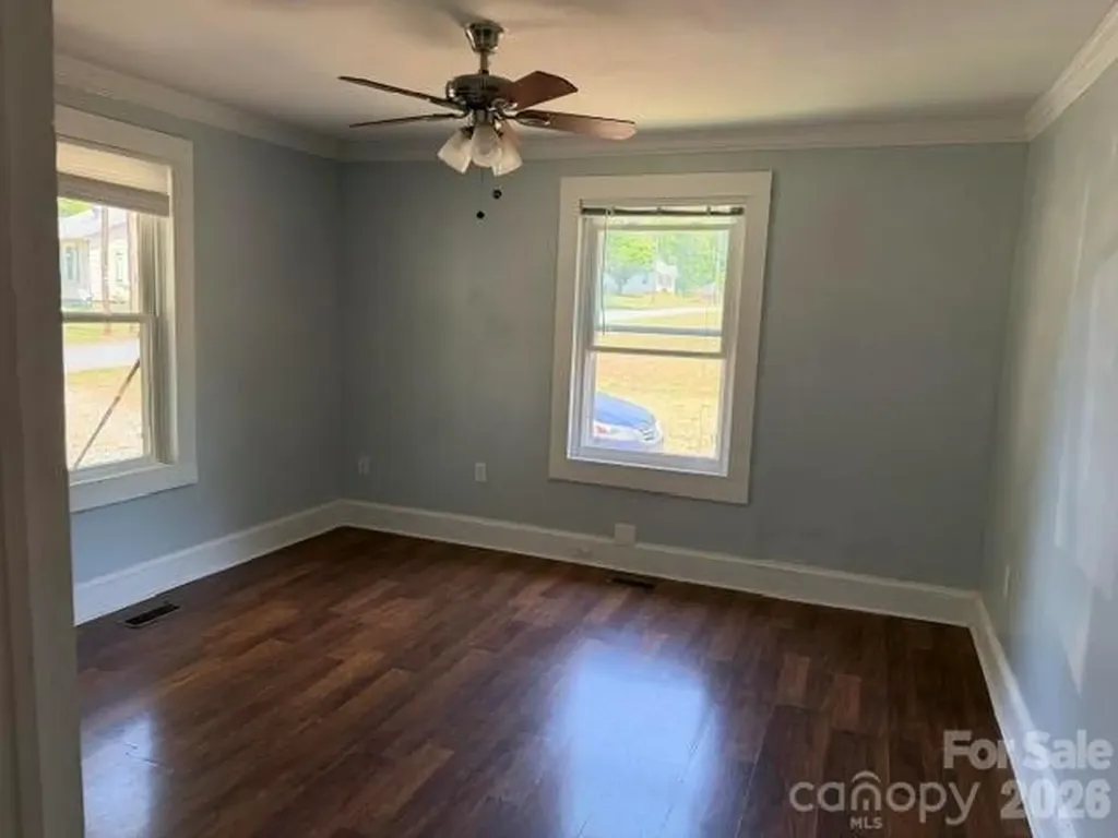 909 Cub Street Kannapolis NC 28081
