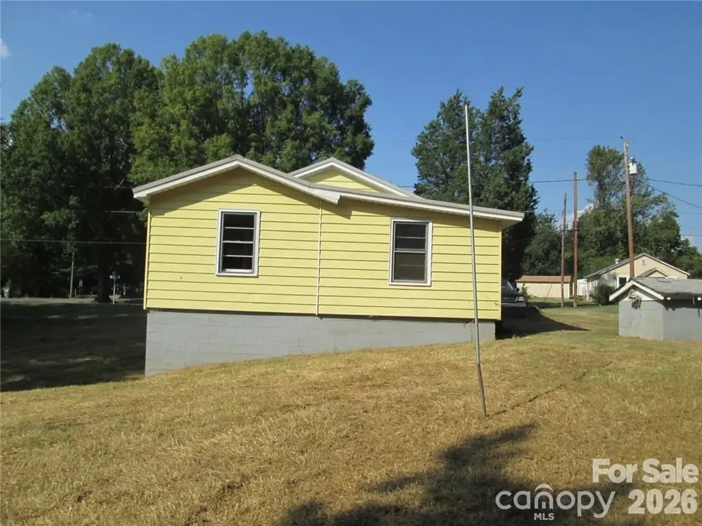 909 Cub Street Kannapolis NC 28081