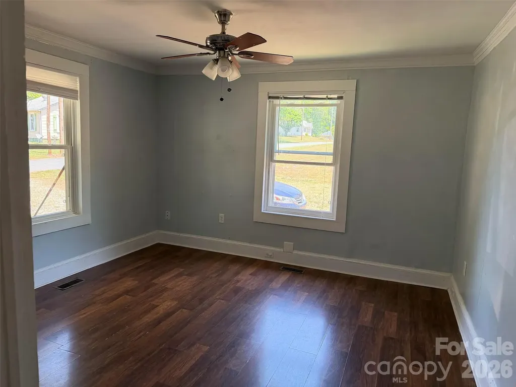 909 Cub Street Kannapolis NC 28081