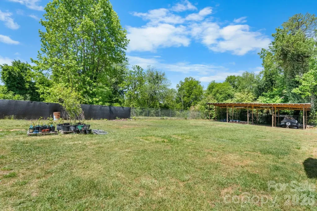 3706 2nd Avenue NW Hickory NC 28601