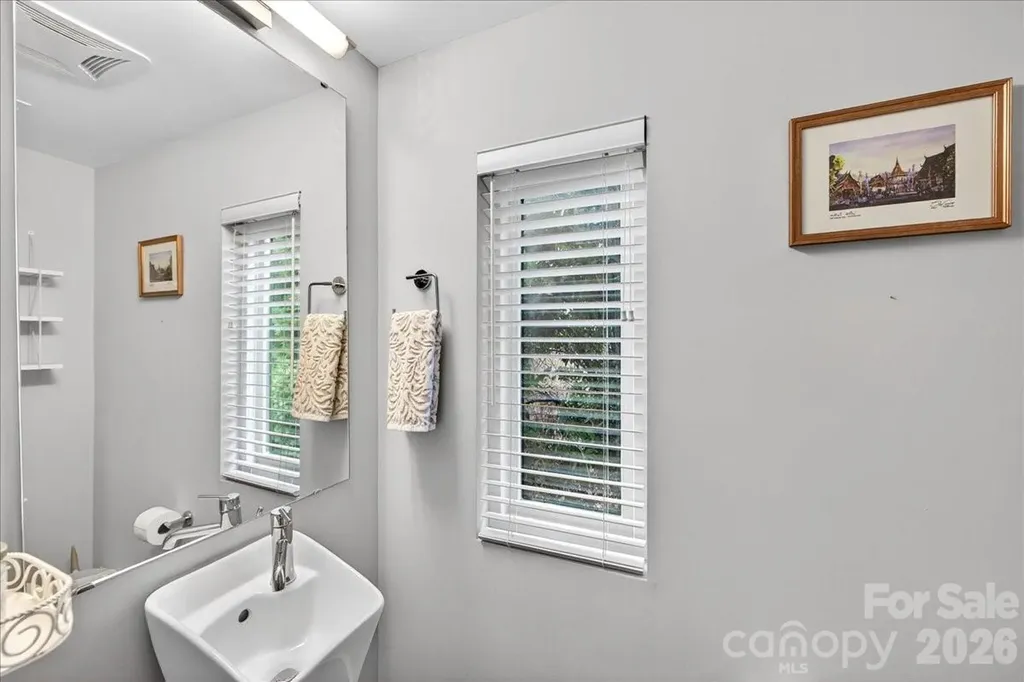 241 Domain Way Charlotte NC 28203