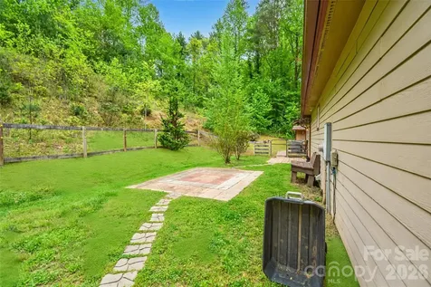 945 N Country Club Road Brevard NC 28712