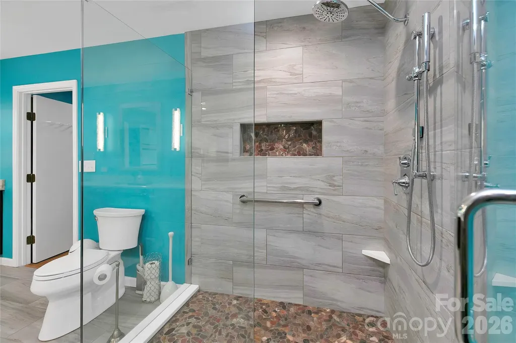 71 Elseetos Drive Brevard NC 28712