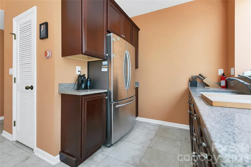71 Elseetos Drive Brevard NC 28712
