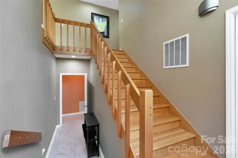 71 Elseetos Drive Brevard NC 28712