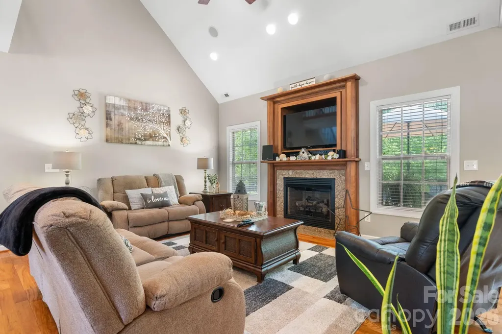 5554 Stillwater Drive Granite Falls NC 28630