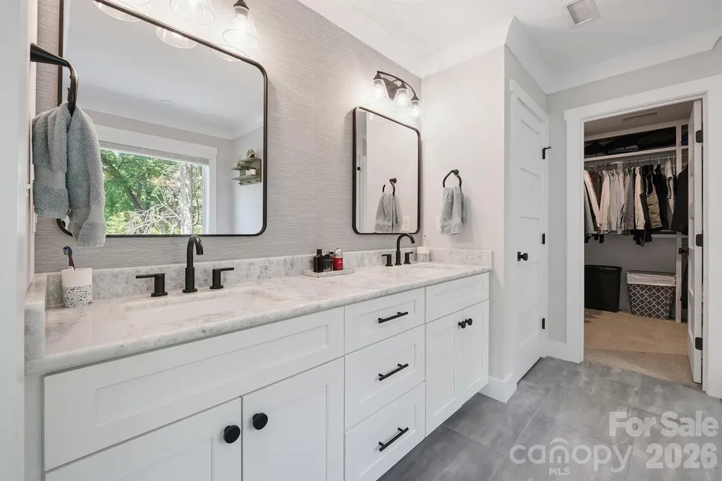 4016 Tresevant Avenue Charlotte NC 28208