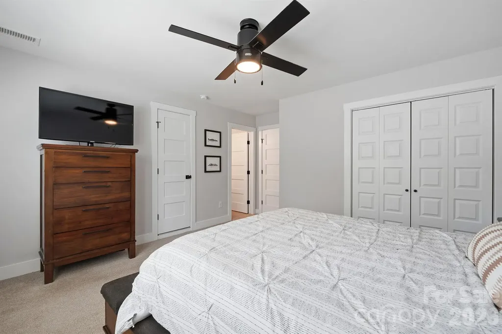 4016 Tresevant Avenue Charlotte NC 28208