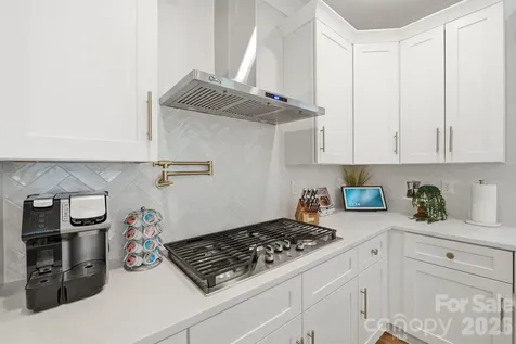 4016 Tresevant Avenue Charlotte NC 28208