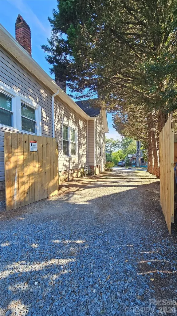218 Wilson Street Albemarle NC 28001