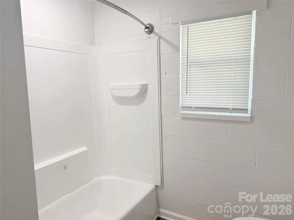 110 N Peterson Street Stanley NC 28164
