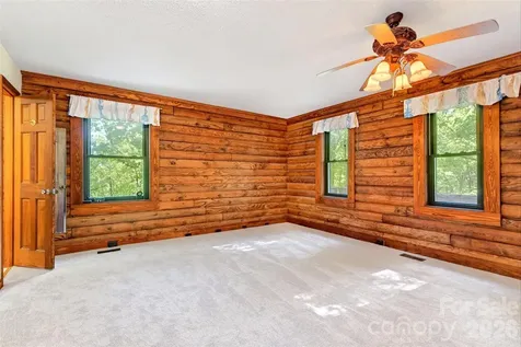 221 Hammer Hollow Drive Marion NC 28752
