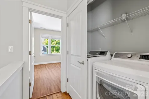 540 Dubois Court Charlotte NC 28208