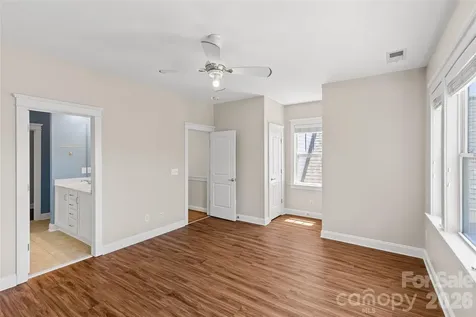 540 Dubois Court Charlotte NC 28208