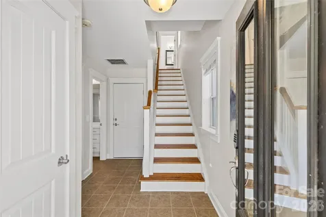 540 Dubois Court Charlotte NC 28208