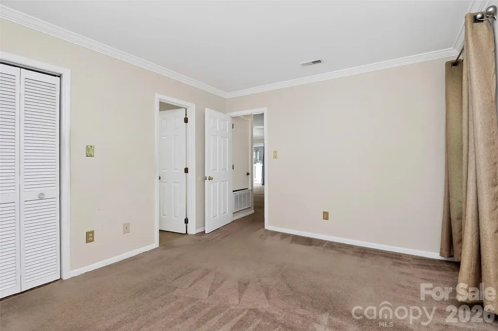 9234 Kings Canyon Drive Charlotte NC 28210