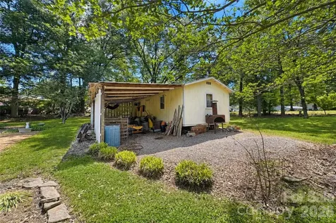 270 Lewis Ferry Road Statesville NC 28677