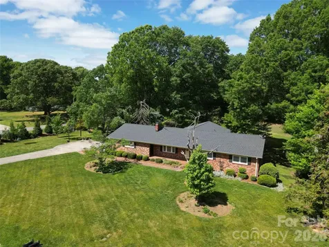 270 Lewis Ferry Road Statesville NC 28677
