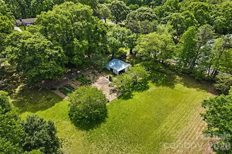 270 Lewis Ferry Road Statesville NC 28677
