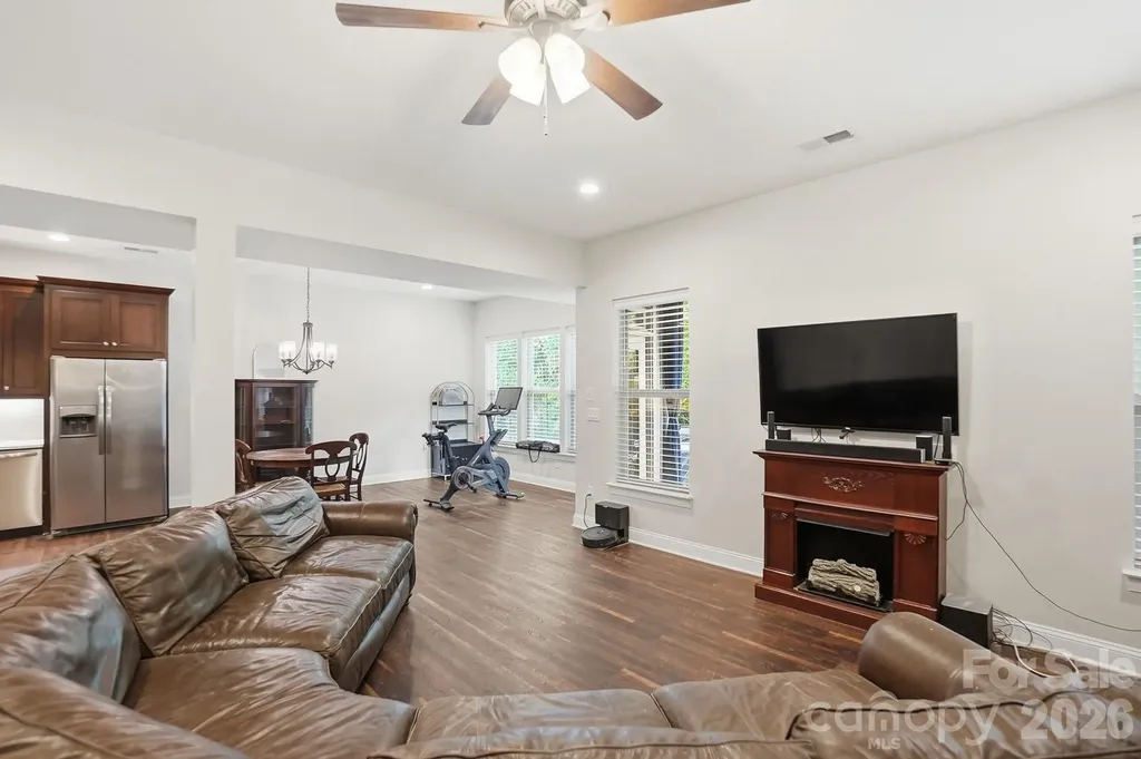 522 Iron Horse Lane Midland NC 28107