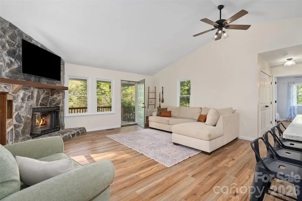 144 Bent Pine Drive Waynesville NC 28785
