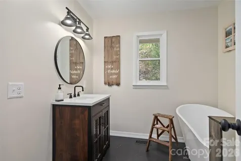 144 Bent Pine Drive Waynesville NC 28785