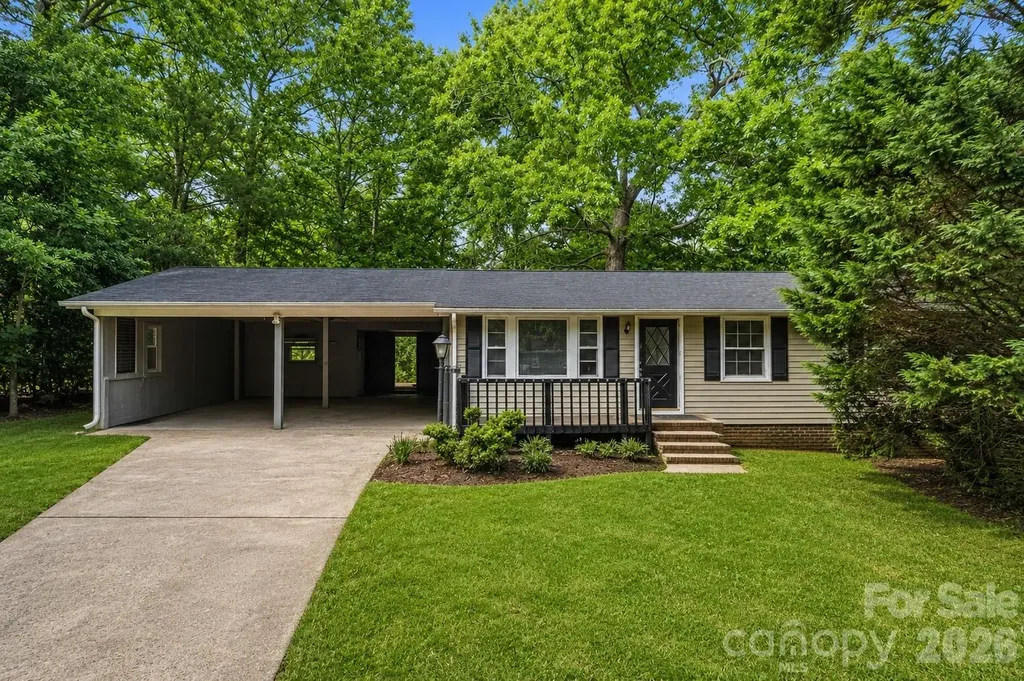 607 Texas Trail Dallas NC 28034