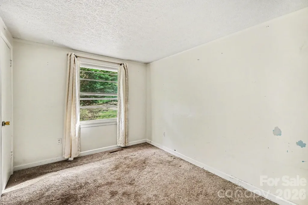607 Texas Trail Dallas NC 28034