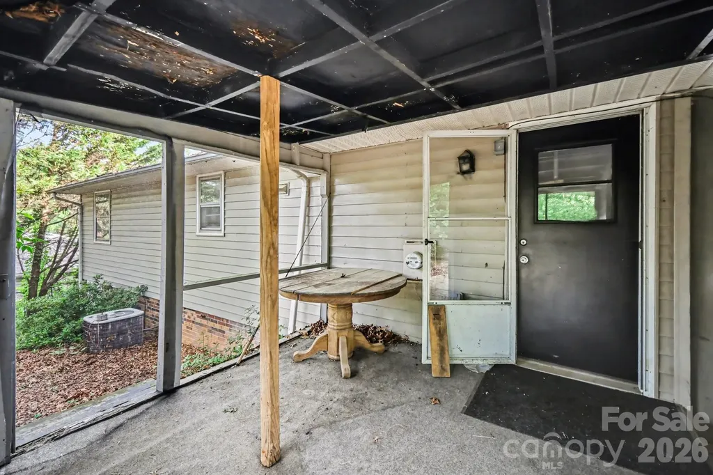 607 Texas Trail Dallas NC 28034