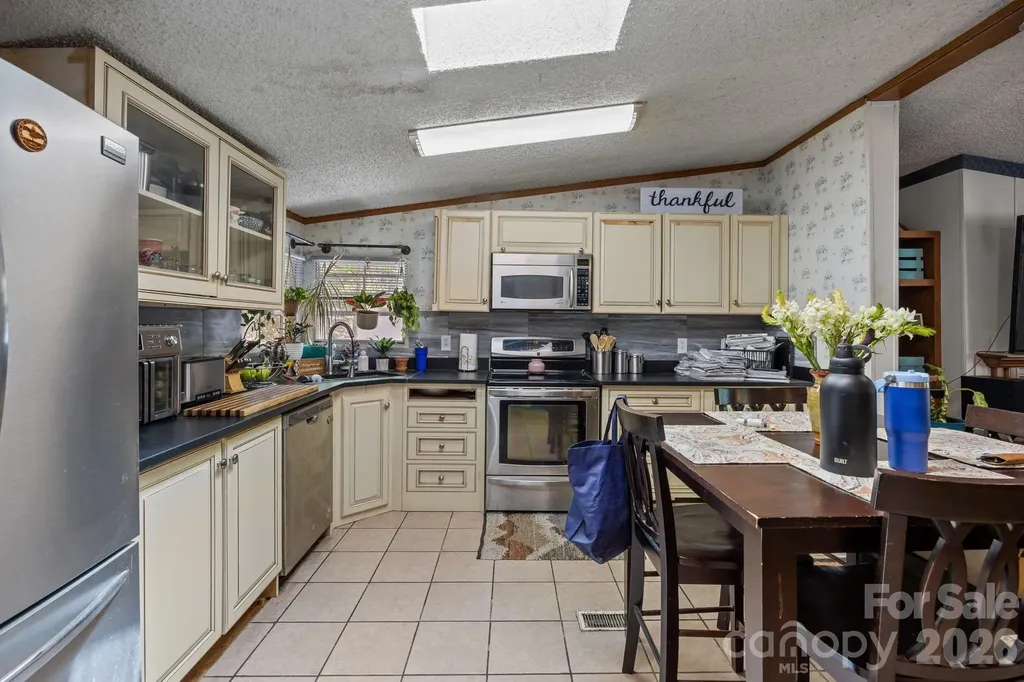 25 Weaver Lane Black Mountain NC 28711