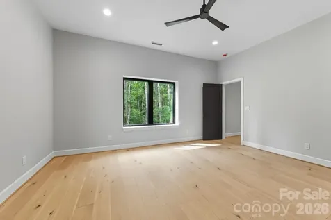 25 Ted Linn Drive Fairview NC 28730