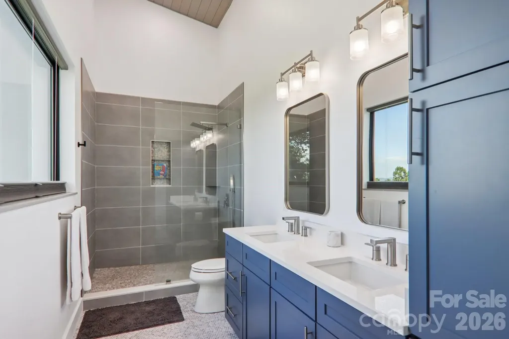 55 Laurel Spring Lane Hendersonville NC 28739