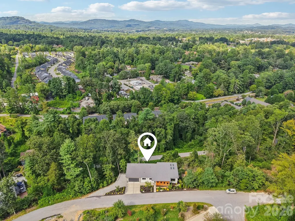 55 Laurel Spring Lane Hendersonville NC 28739