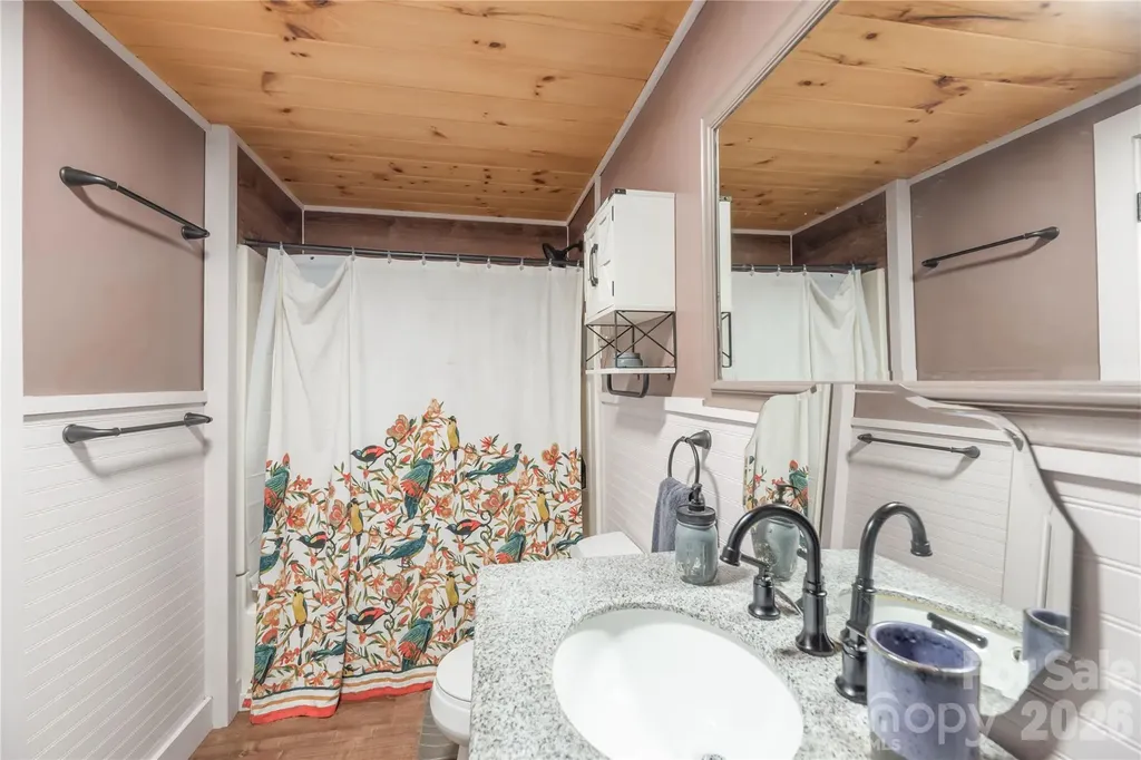 14 Murray Lane Asheville NC 28806