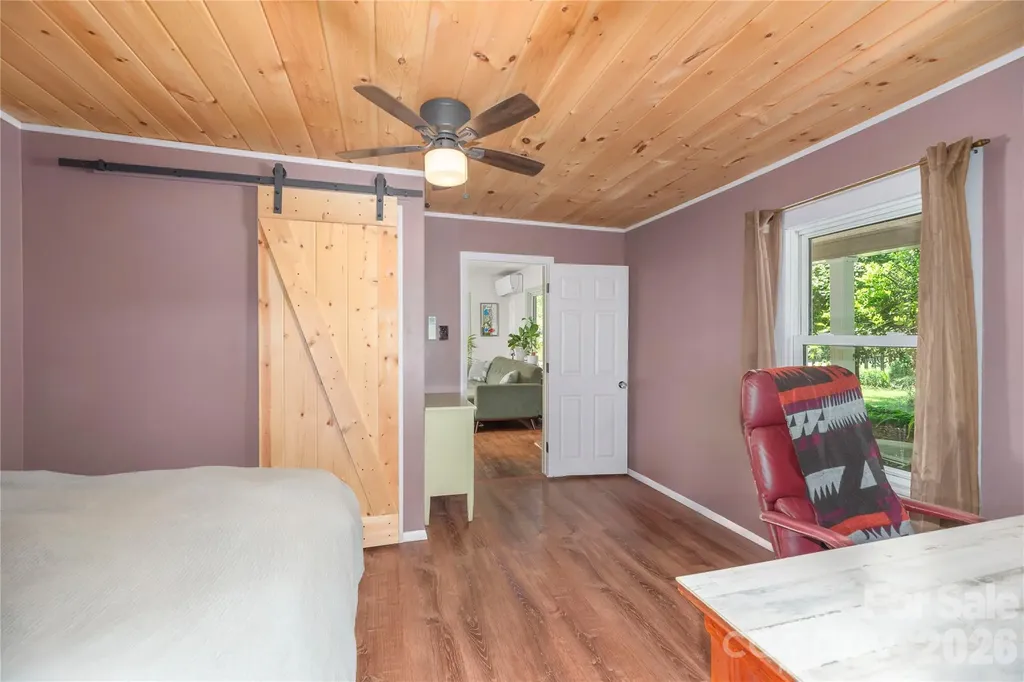 14 Murray Lane Asheville NC 28806